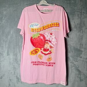 strawberry Shortcake Shirt Womens L Pink Graphic Tee Skinnydip London Cute